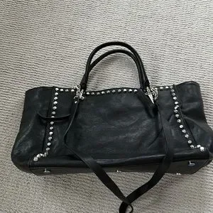 バッグ CESARE PACIOTTI Pump Cesare Paciotti in leather - Guidi Calzature - Sales